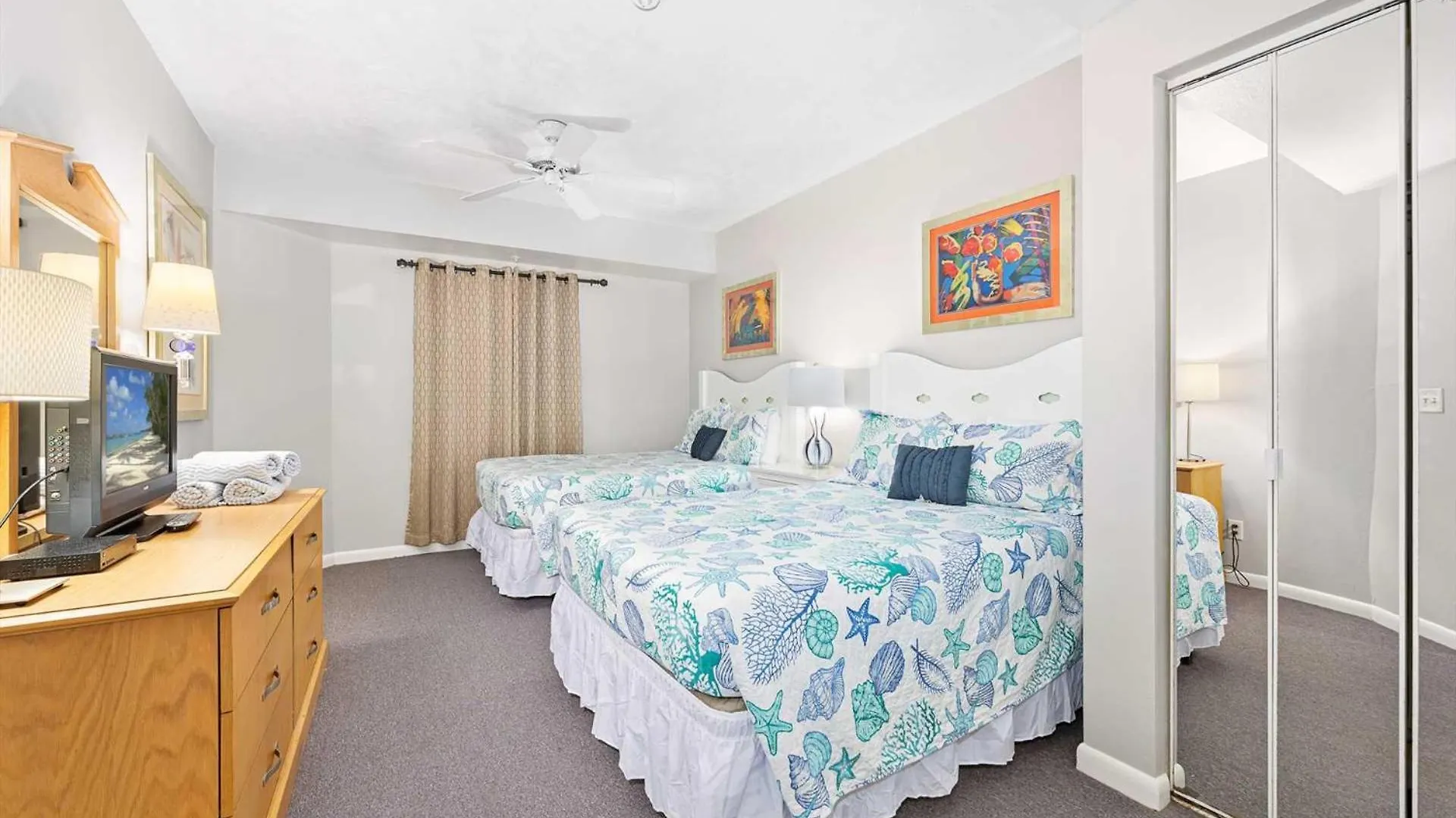 Semesterbostad Luxury 7Th Floor 1 Bedroom Condo Direct Oceanfront Wyndham Ocean Walk Resort Daytona Beach | 708